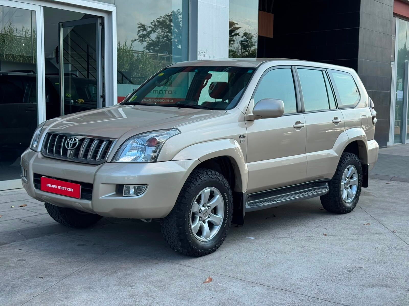 TOYOTA Land Cruiser 3.0 D4D VX
