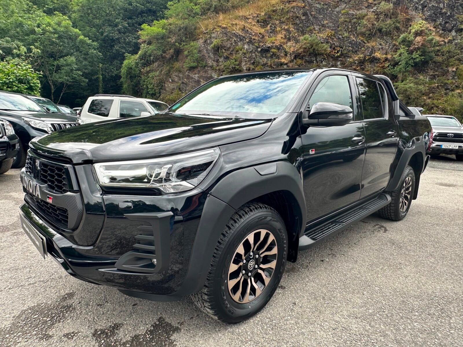 TOYOTA Hilux 2.8 D4D 204CV C.Dobl GR Sport AT HVO100