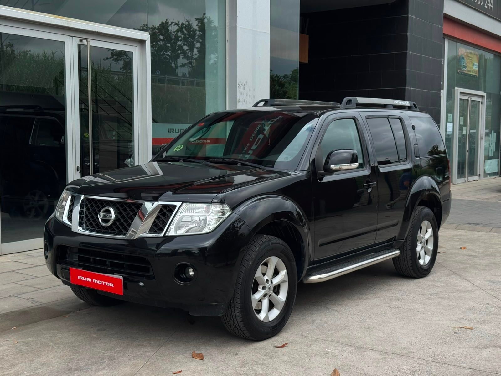 NISSAN Pathfinder 2.5 dCi 171CV SE Auto 7 plazas
