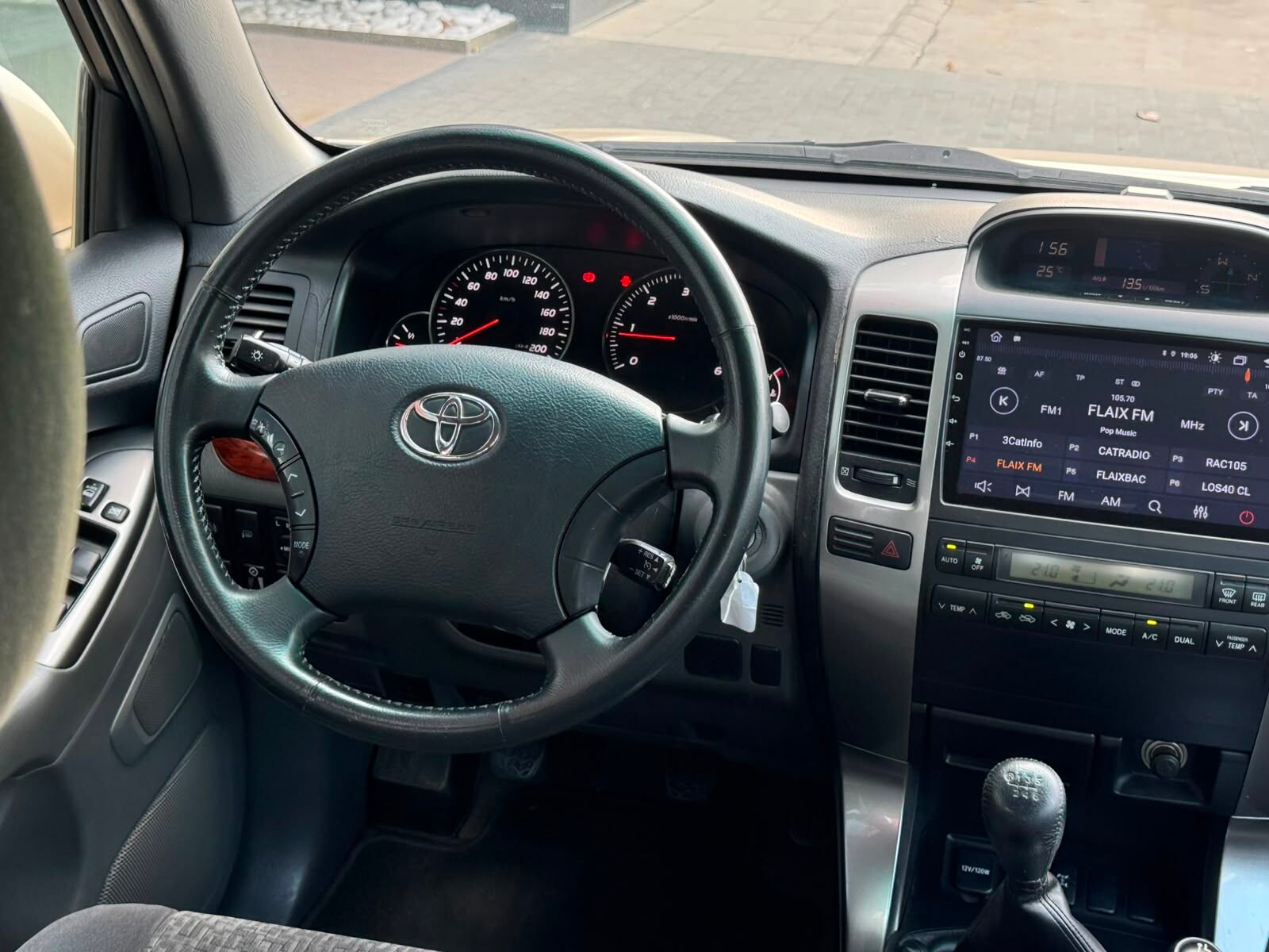 TOYOTA Land Cruiser 3.0 D4D VX