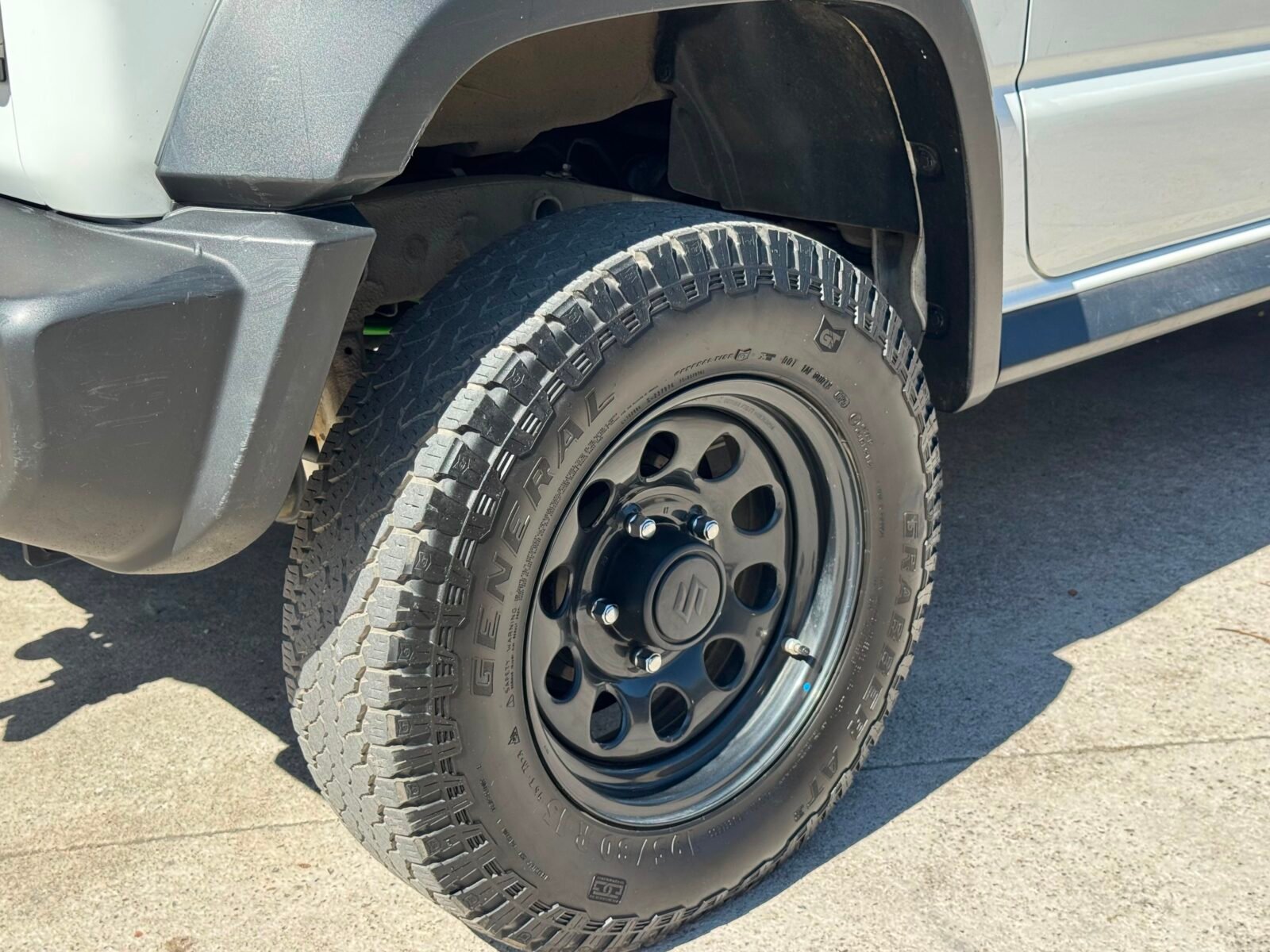 SUZUKI Jimny 1.5 JX 5MT