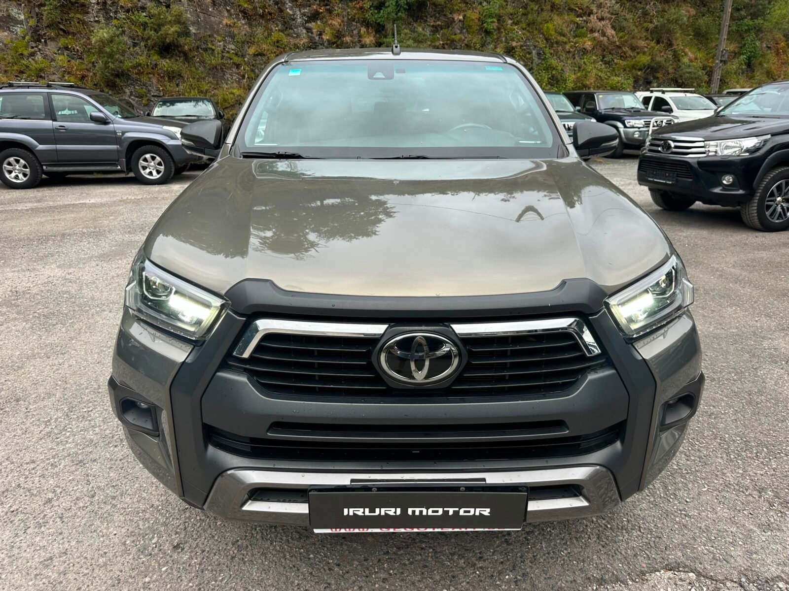 TOYOTA Hilux 2.8 D4D 150kW C. Doble Invincible AT