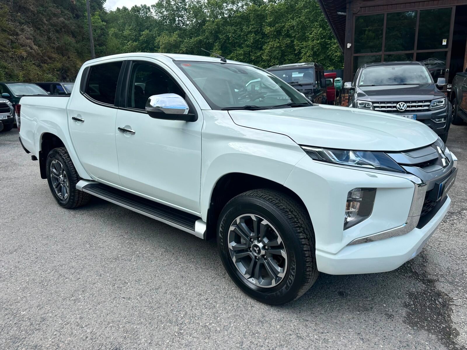MITSUBISHI L200 DC 220 DID Motion Auto