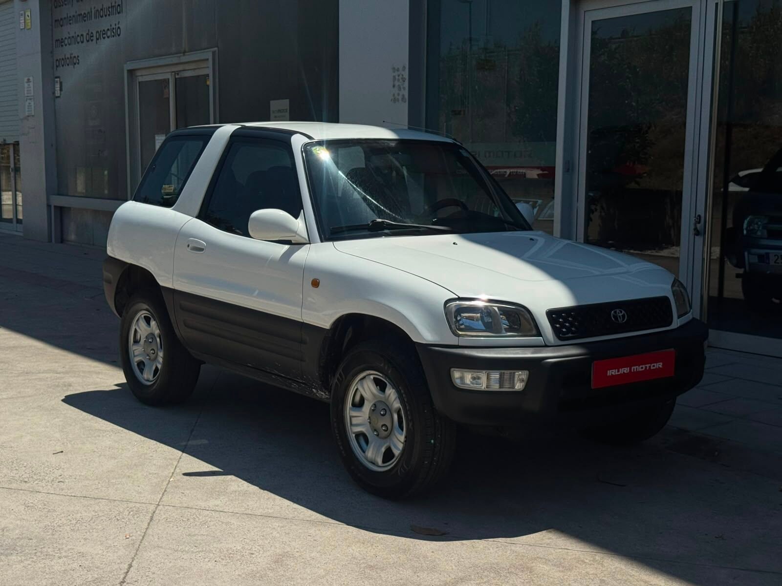 TOYOTA Rav4 2.0I 16V GX
