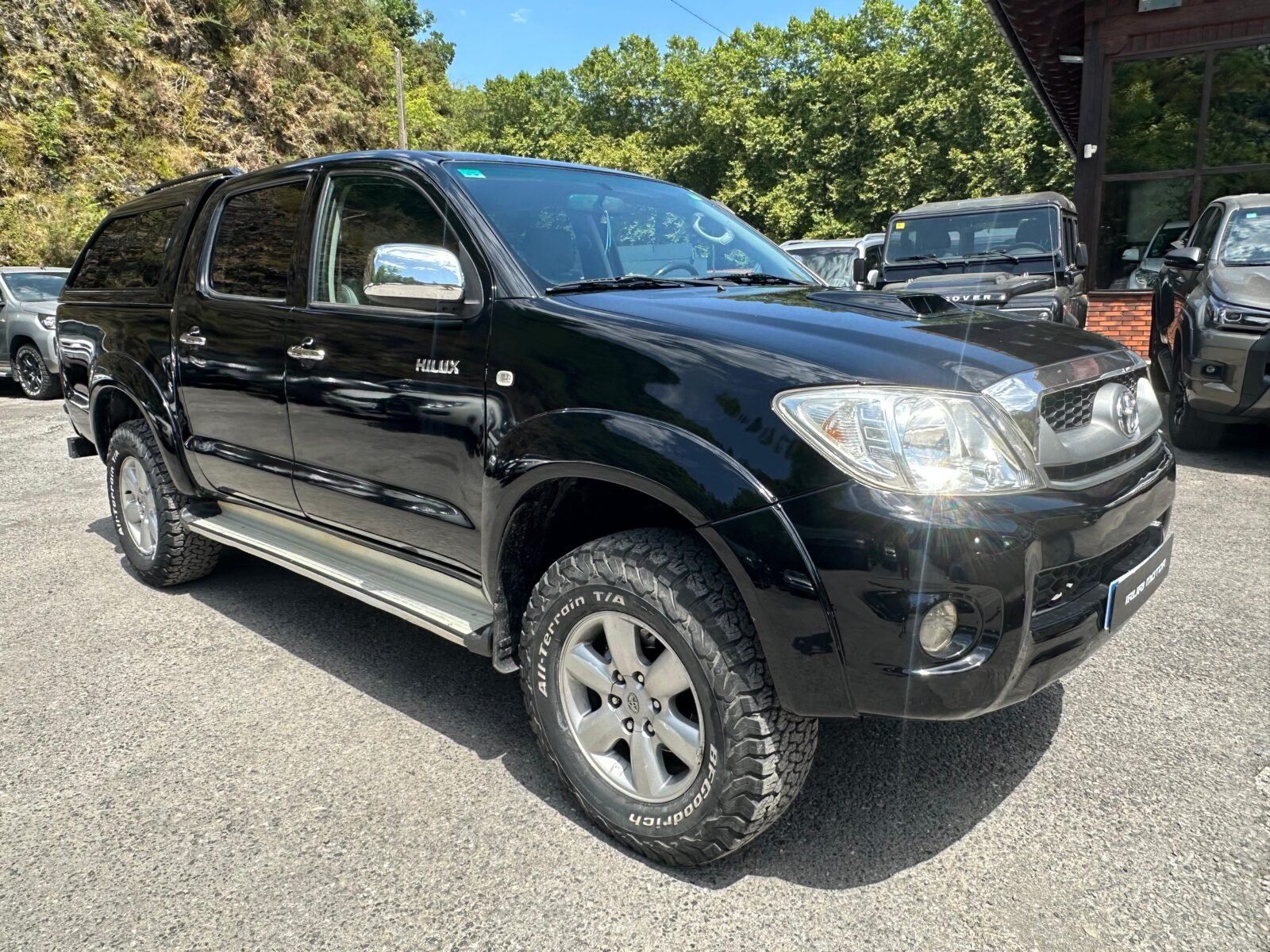 TOYOTA Hilux 3.0 D4D Cabina Doble VXL