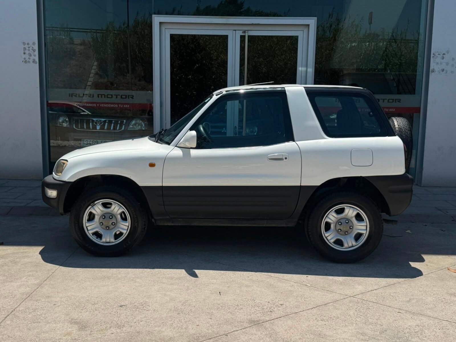 TOYOTA Rav4 2.0I 16V GX