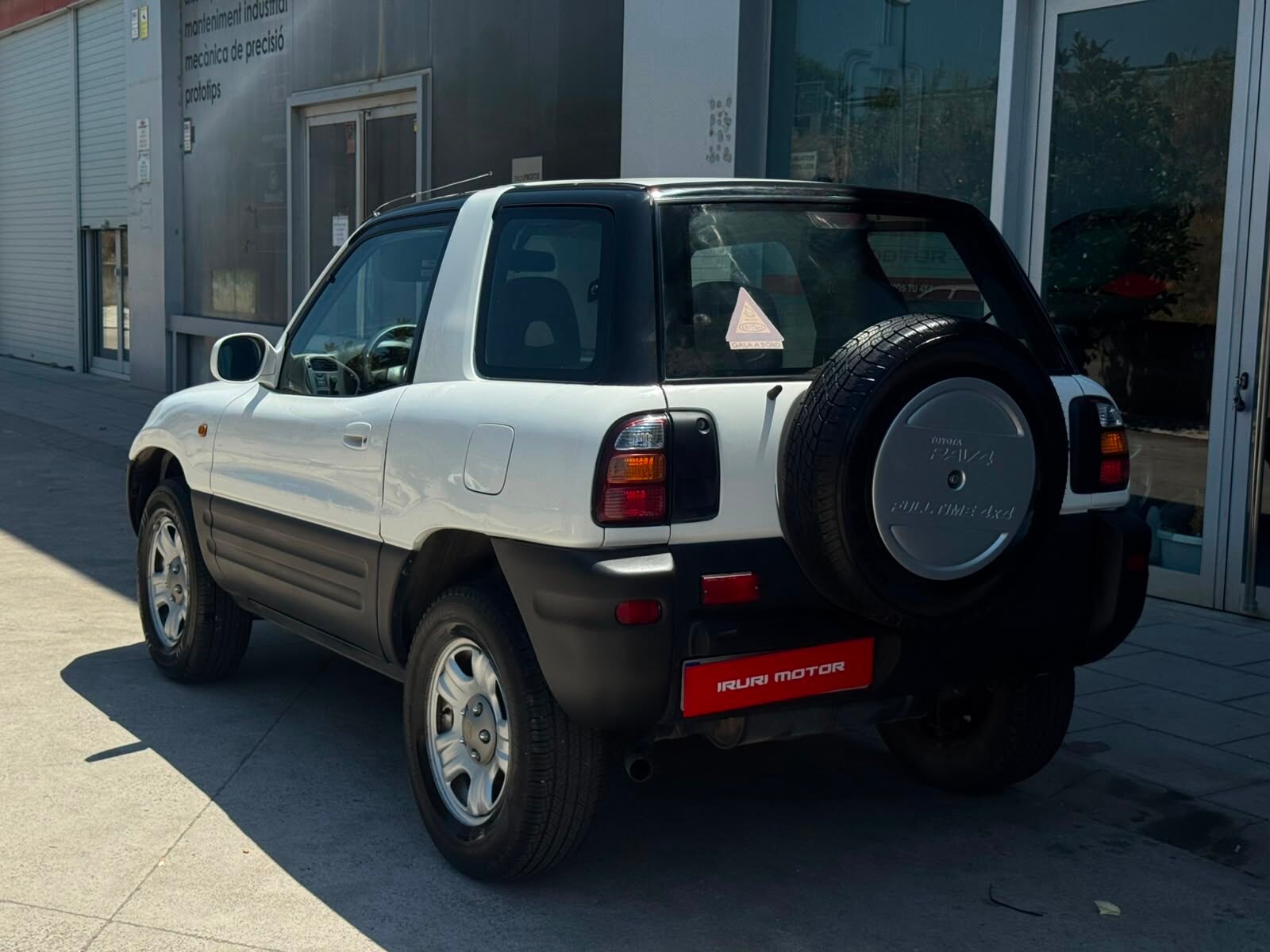 TOYOTA Rav4 2.0I 16V GX