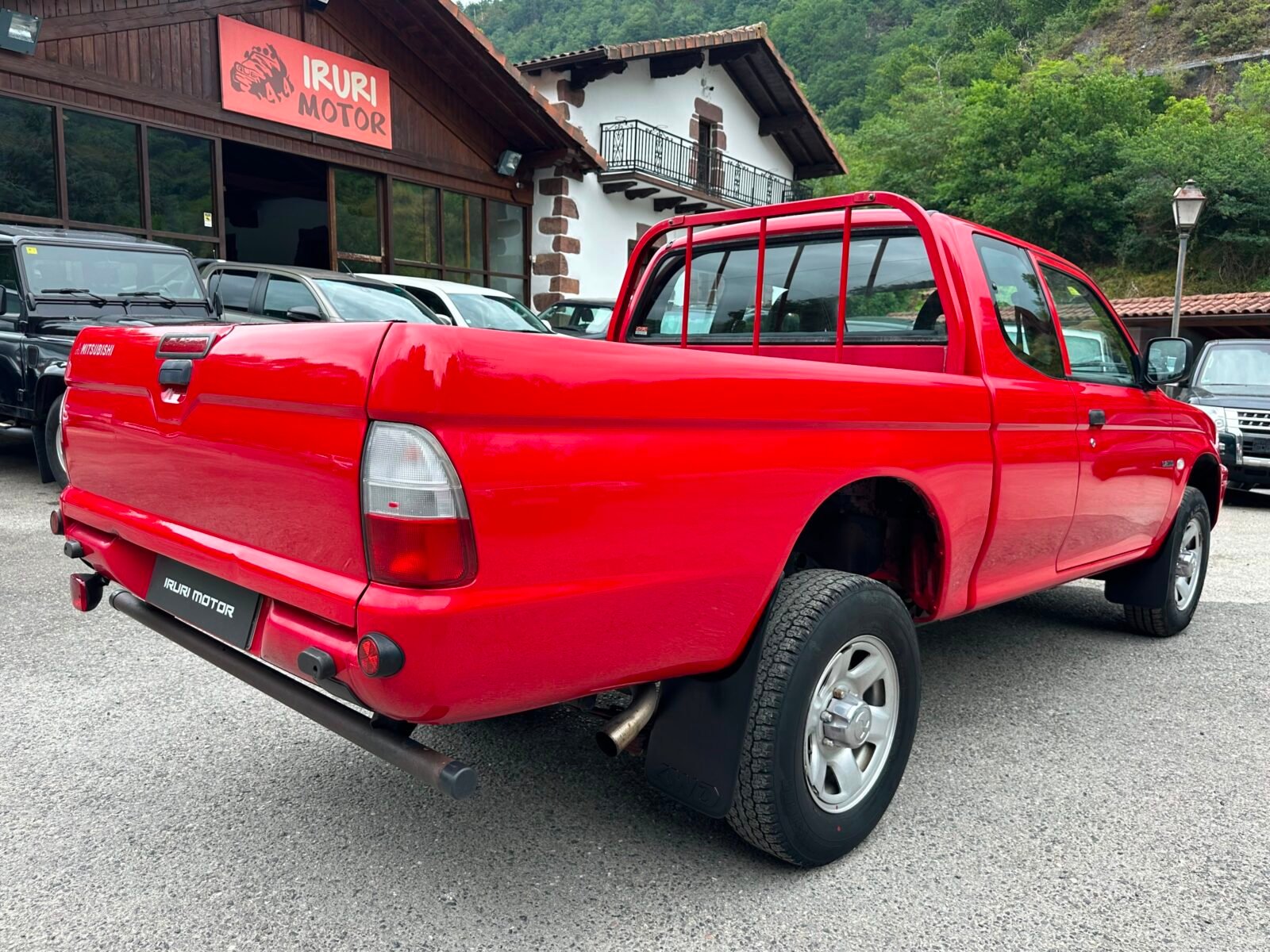 MITSUBISHI L200 Club Cab 4X4 Invite