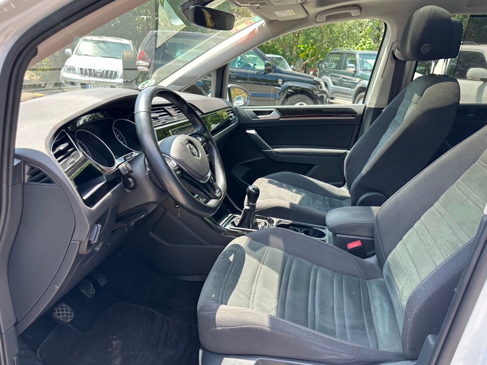 VOLKSWAGEN Touran Sport 2.0 TDI 110kW150CV BMT