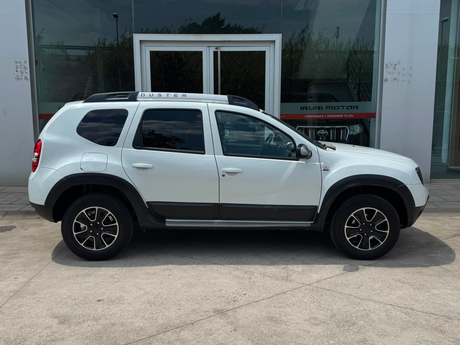DACIA Duster Laureate dCi 80kW 109CV 4X4 EU6