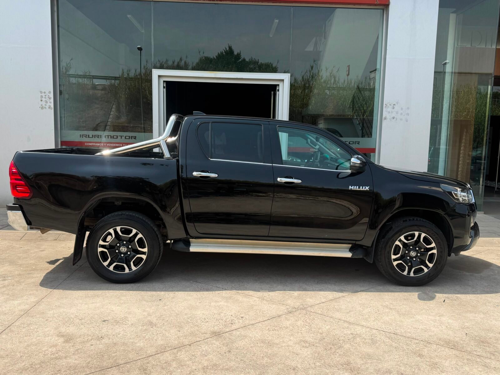 TOYOTA Hilux 2.8 D4D 150kW 204CV Cab Doble VXL HVO100