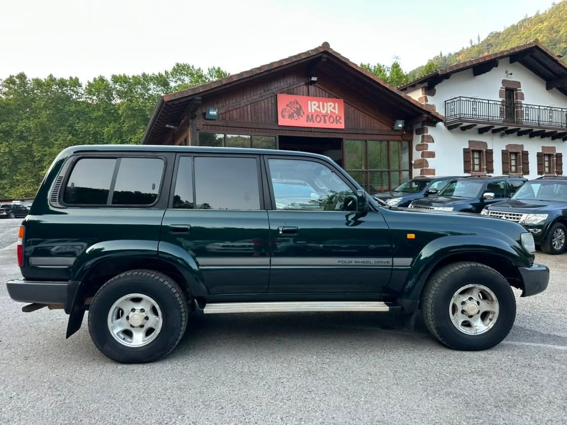 TOYOTA Land Cruiser 80 FZJ RHD 4.5 V8 24V 6cilindros en línea