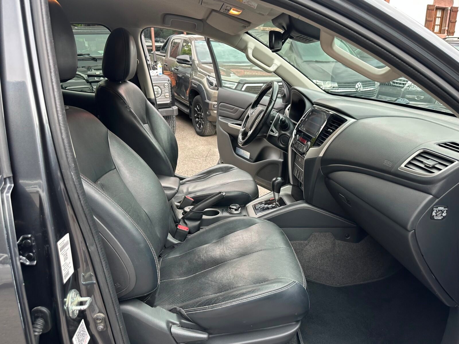 MITSUBISHI L200 DC 220 DID Kaiteki Auto