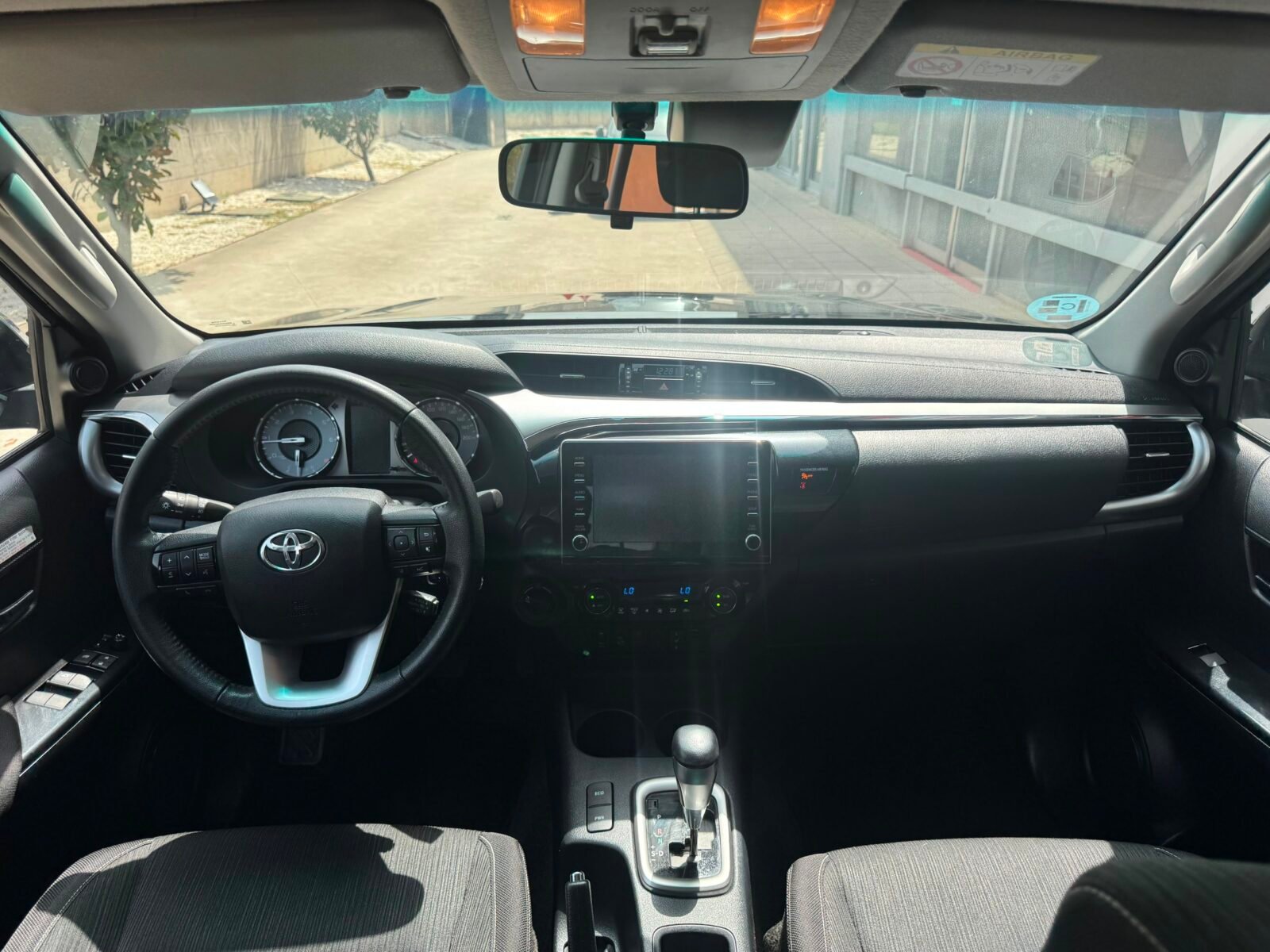 TOYOTA Hilux 2.8 D4D 150kW 204CV Cab Doble VXL HVO100