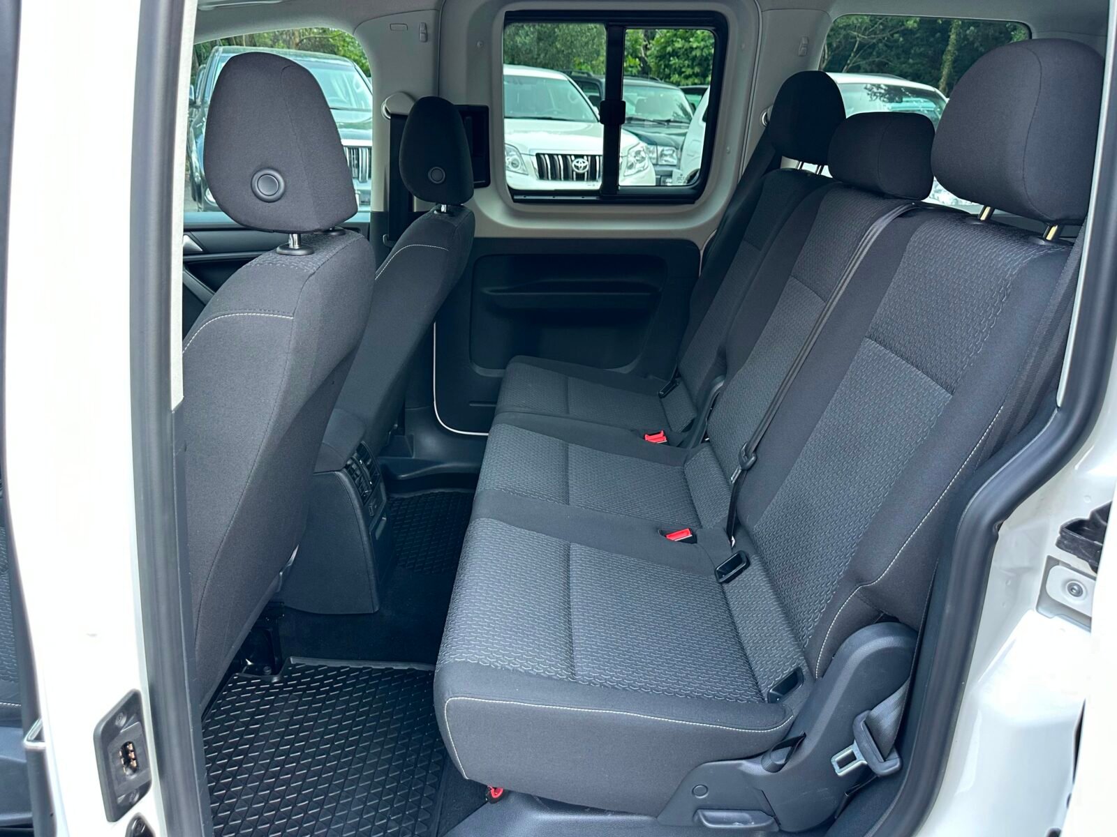 VOLKSWAGEN Caddy Outdoor 2.0 TDI SCR BMT 102CV