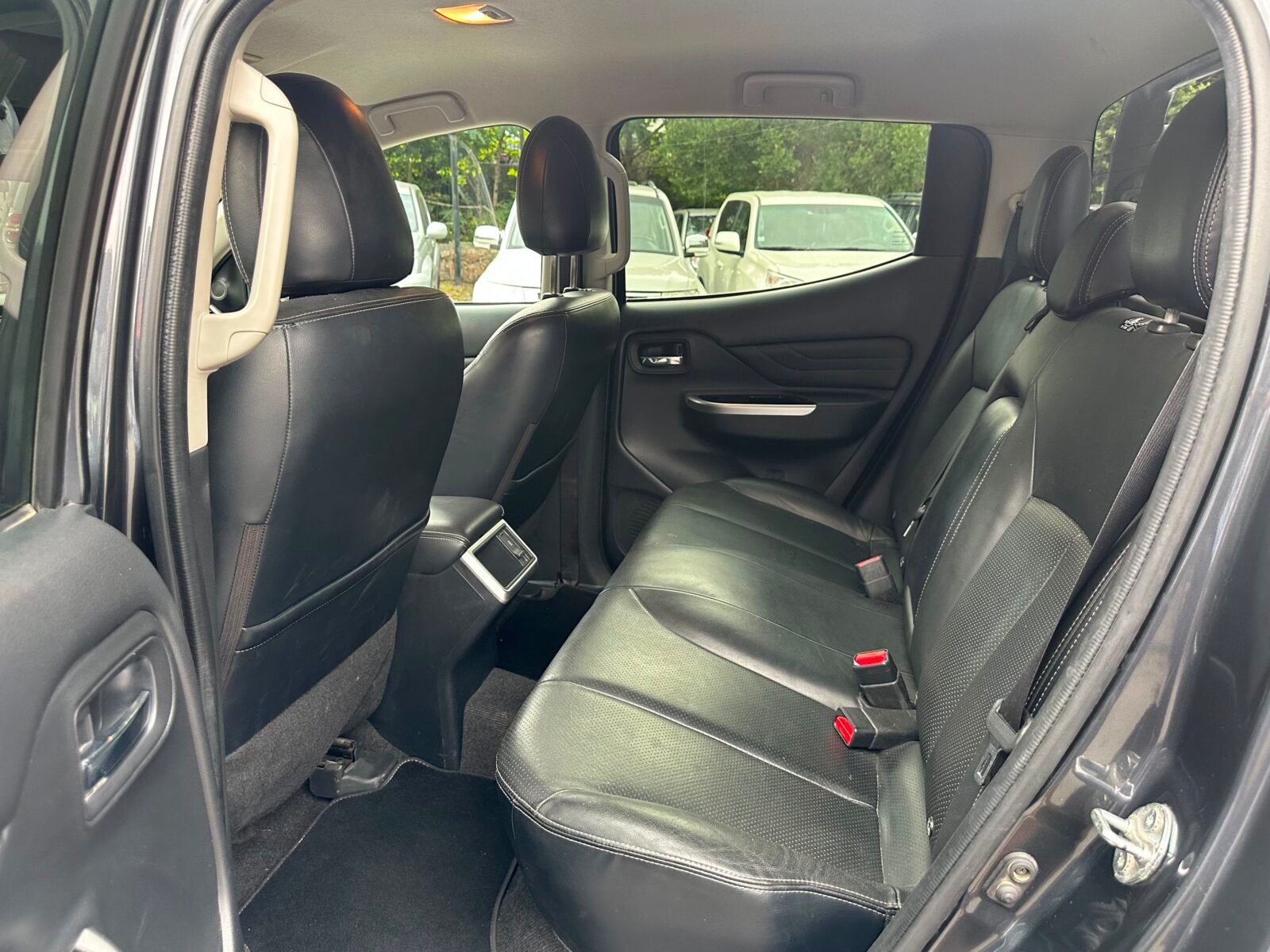 MITSUBISHI L200 DC 220 DID Kaiteki Auto