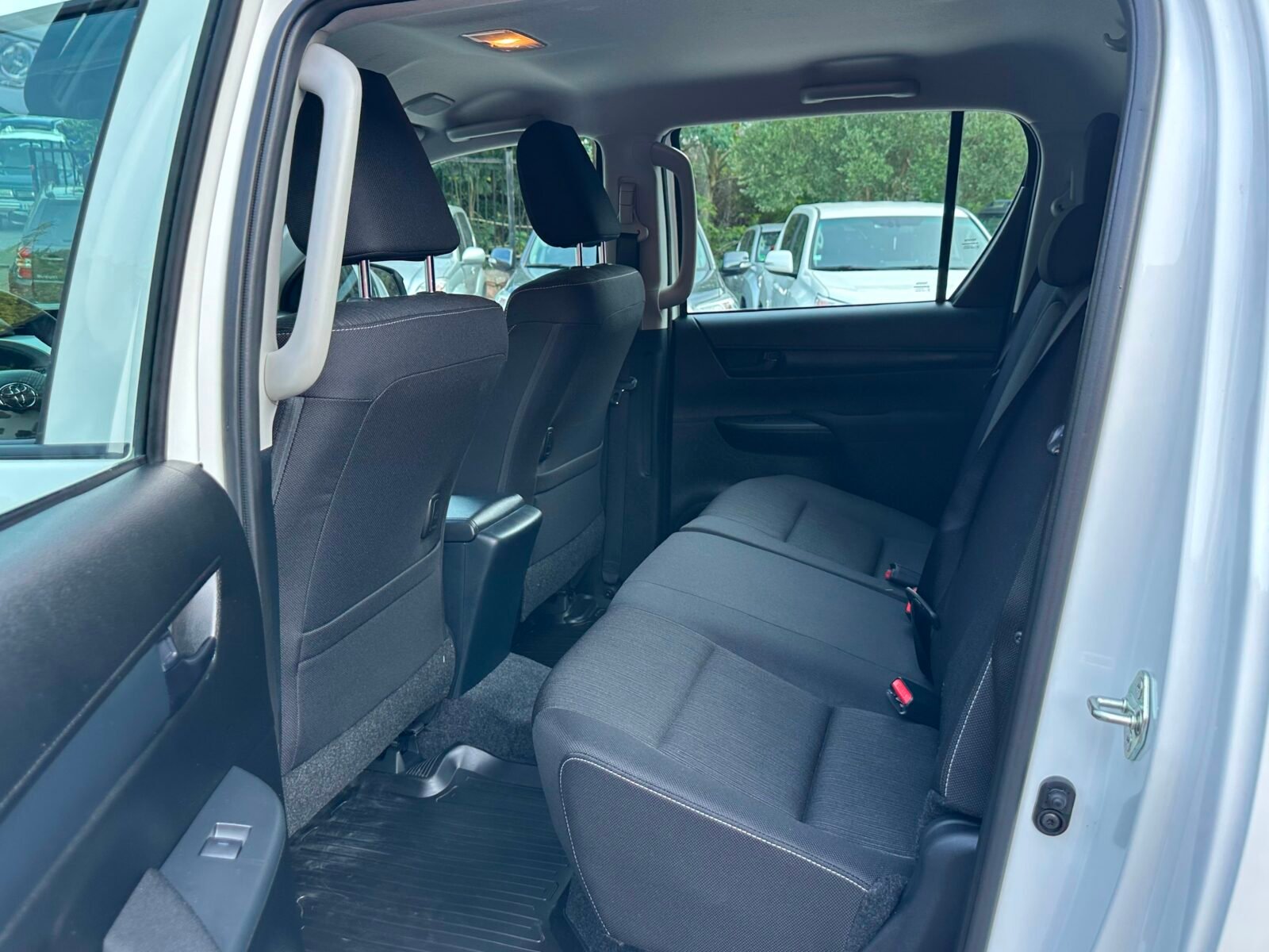 TOYOTA Hilux 2.4 D4D 150CV Cab Doble GX AT HVO100