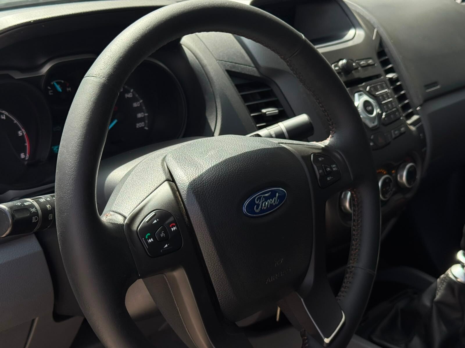 FORD Ranger 3.2 TDCi 200cv 4x4 Cabina Intermedia Wildtrack