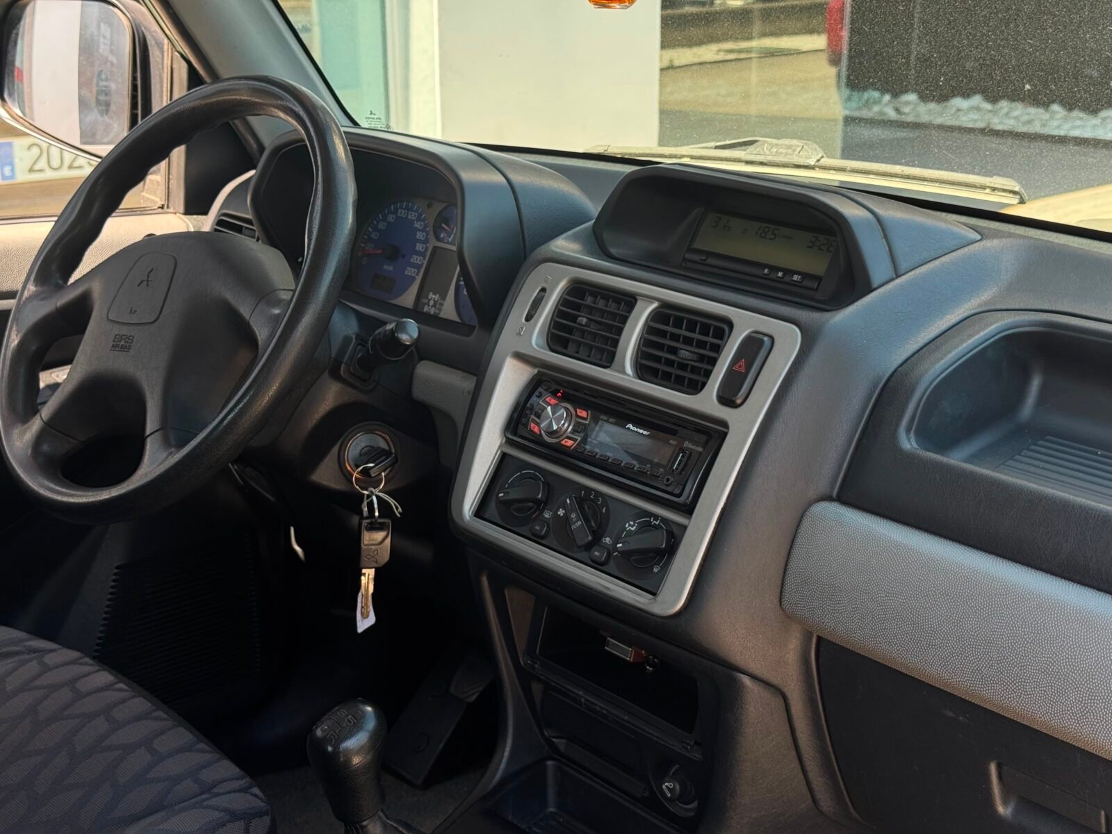 MITSUBISHI Montero iO 1.8 GDI