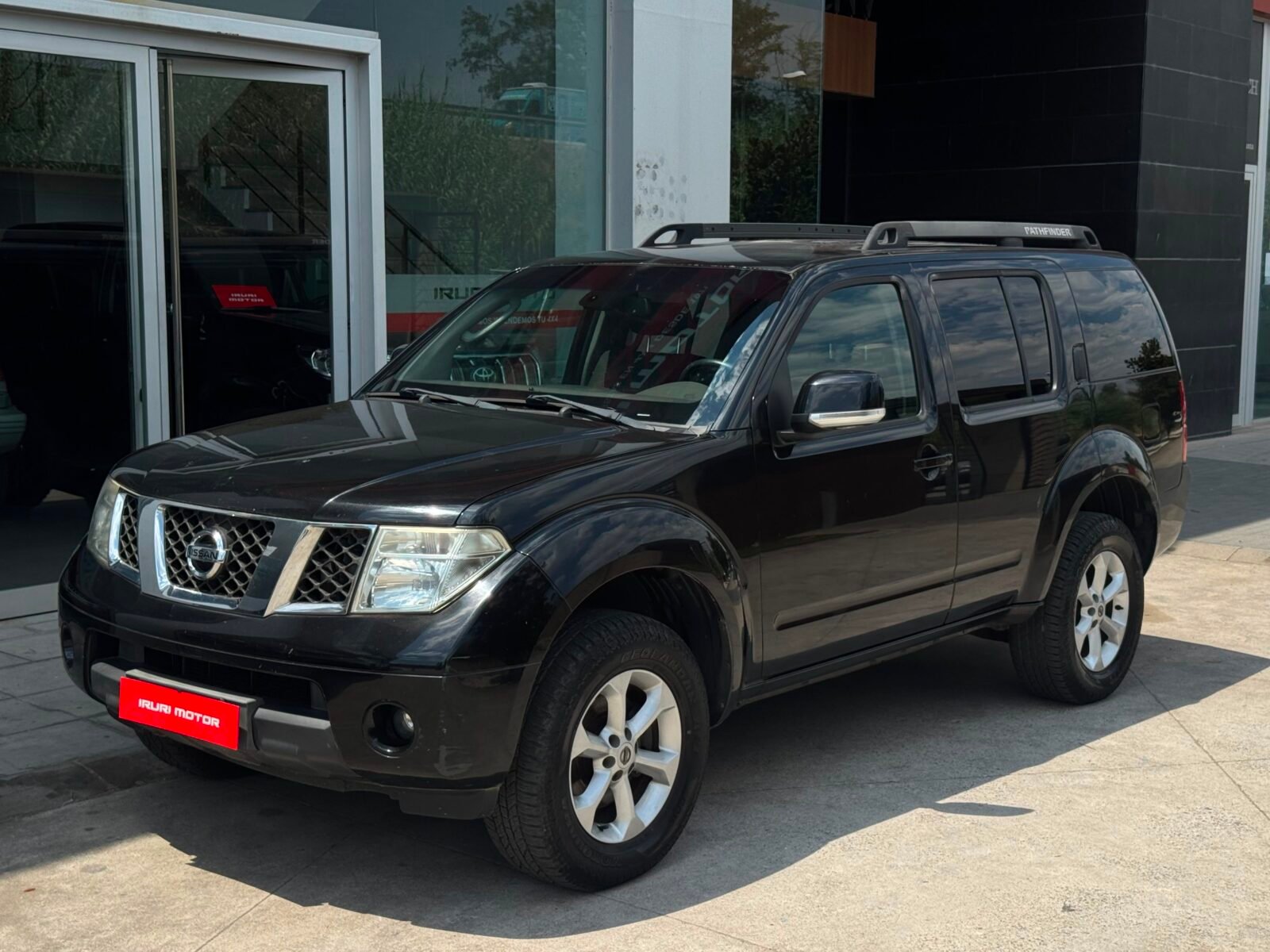 NISSAN Pathfinder 2.5 dCi 171CV SE 7 plazas