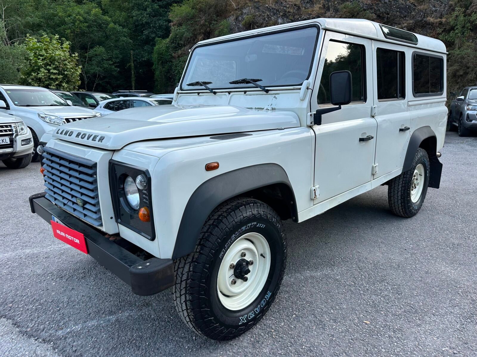 LAND-ROVER Defender 110 SW S 2.4 TD4