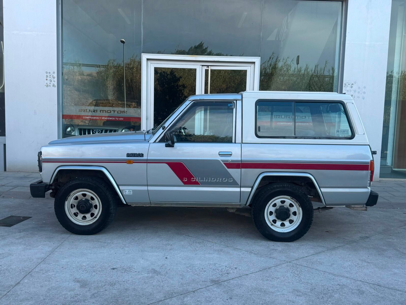 NISSAN Patrol CORTO TB SD33 6 CIL.