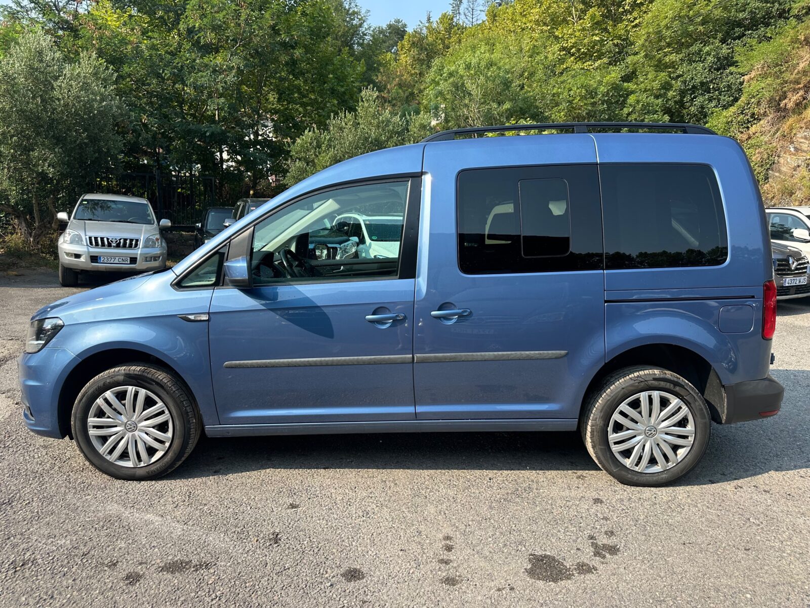VOLKSWAGEN Caddy Trendline 2.0 TDI SCR 4MO BMT 122CV