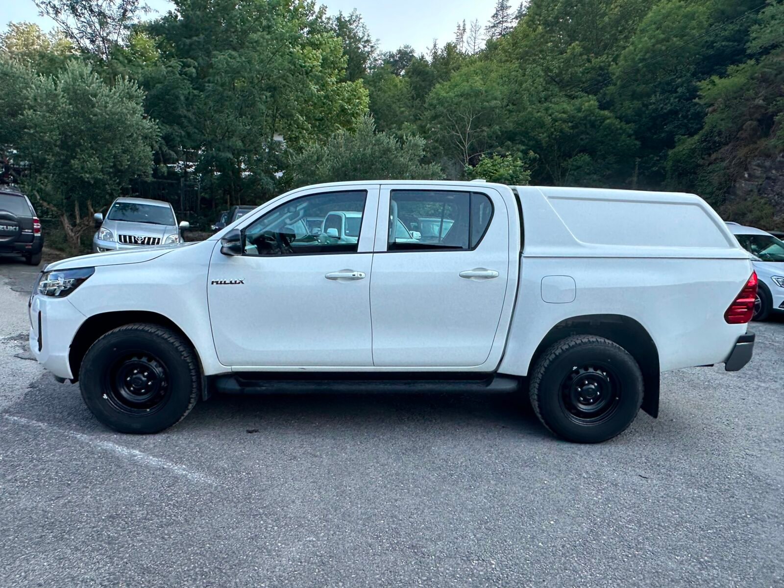TOYOTA Hilux 2.4 D4D 150CV Cab Doble GX AT HVO100