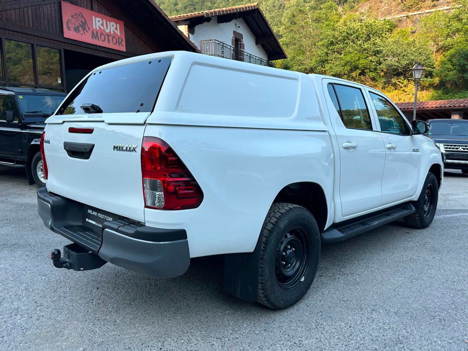 TOYOTA Hilux 2.4 D4D 150CV Cab Doble GX AT HVO100