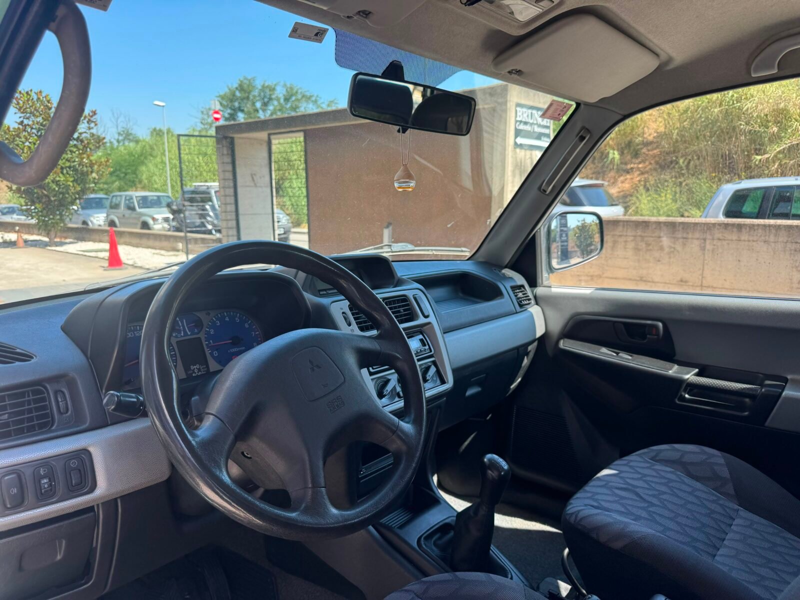 MITSUBISHI Montero iO 1.8 GDI