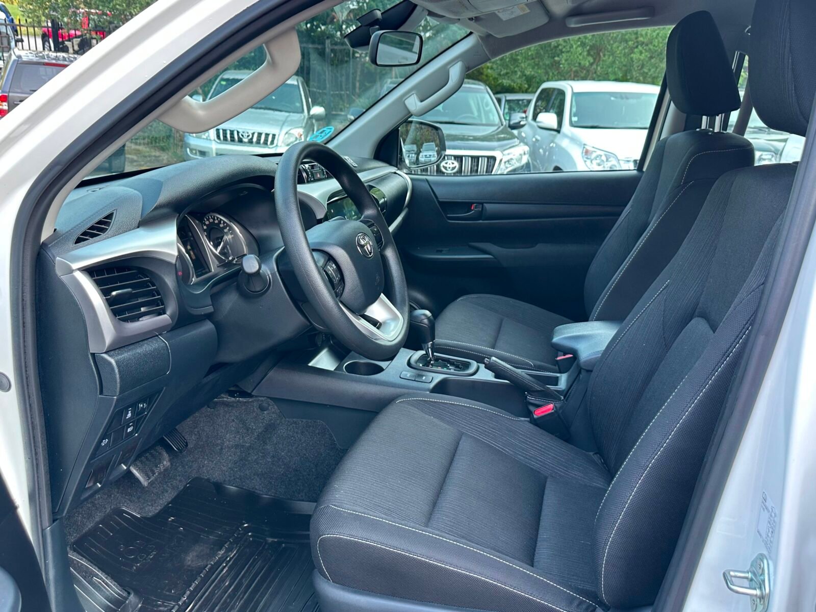 TOYOTA Hilux 2.4 D4D 150CV Cab Doble GX AT HVO100
