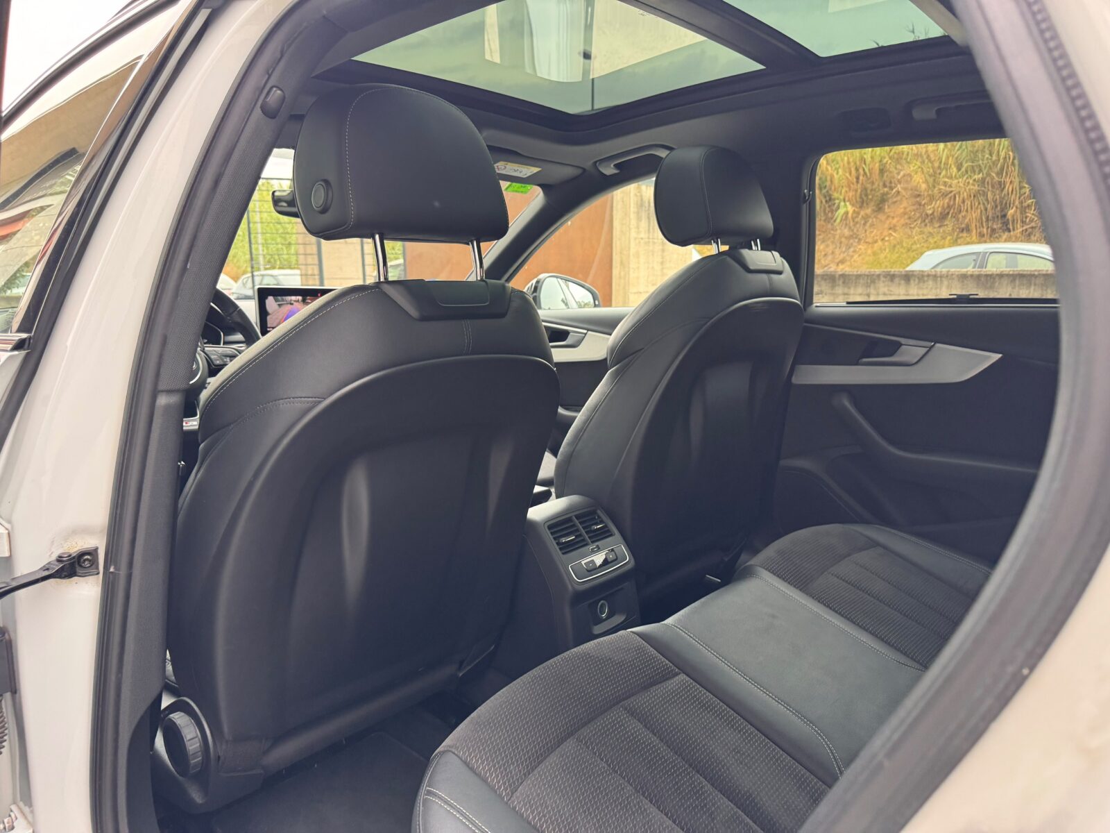 AUDI A4 S line ed 2.0 TFSI Quattro Ultra S Tronic Avant