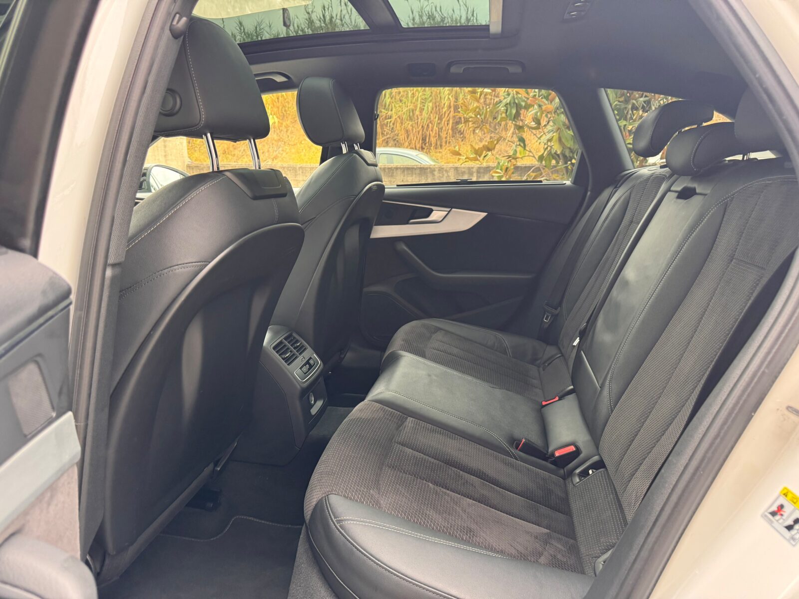 AUDI A4 S line ed 2.0 TFSI Quattro Ultra S Tronic Avant