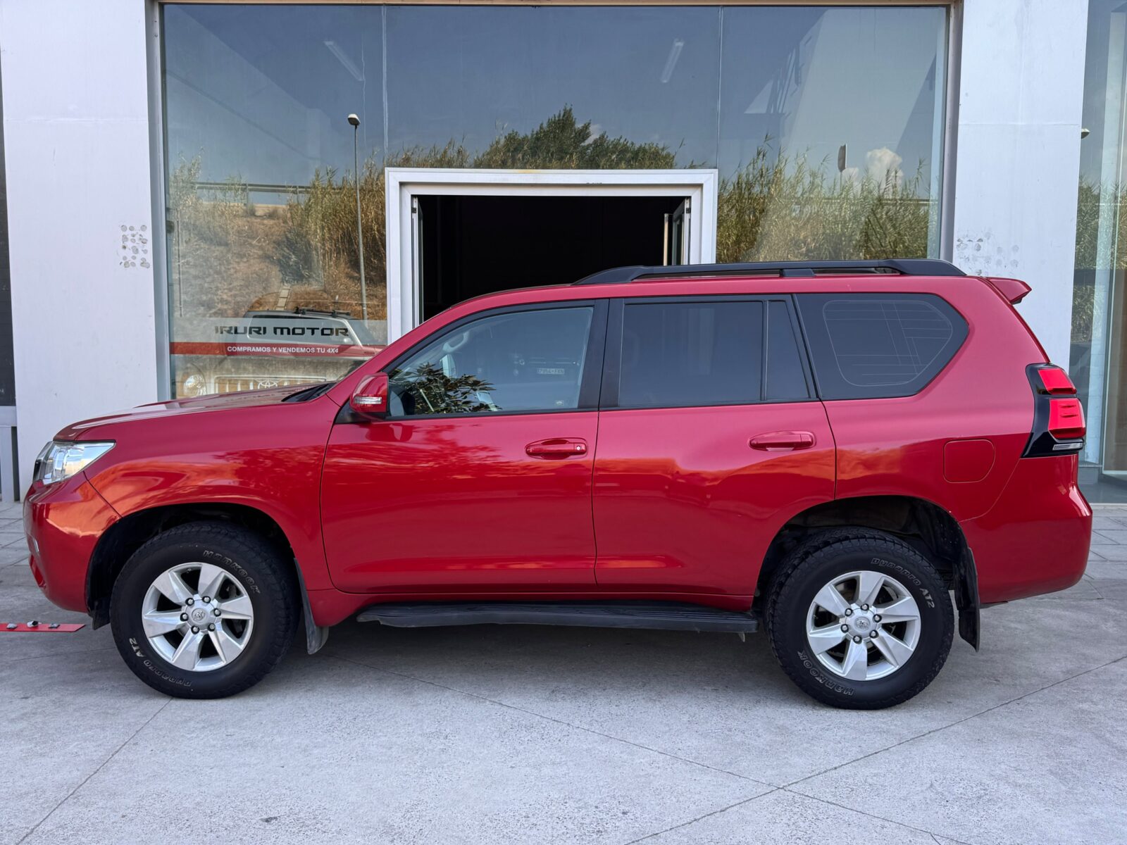TOYOTA Land Cruiser 2.8 D4D VX