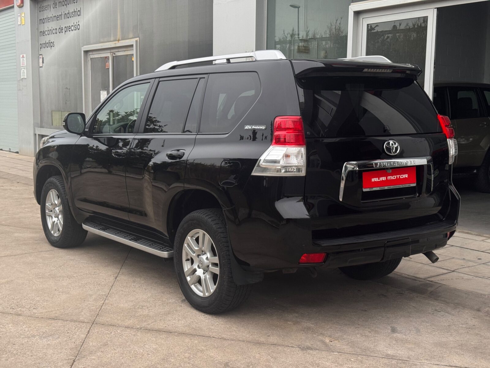 TOYOTA Land Cruiser 3.0 D4D LIMITED AUTO