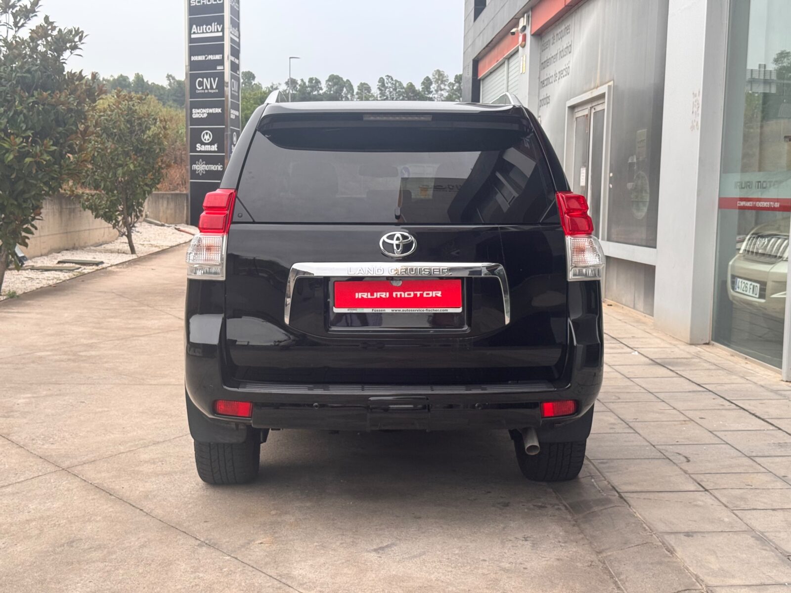 TOYOTA Land Cruiser 3.0 D4D LIMITED AUTO