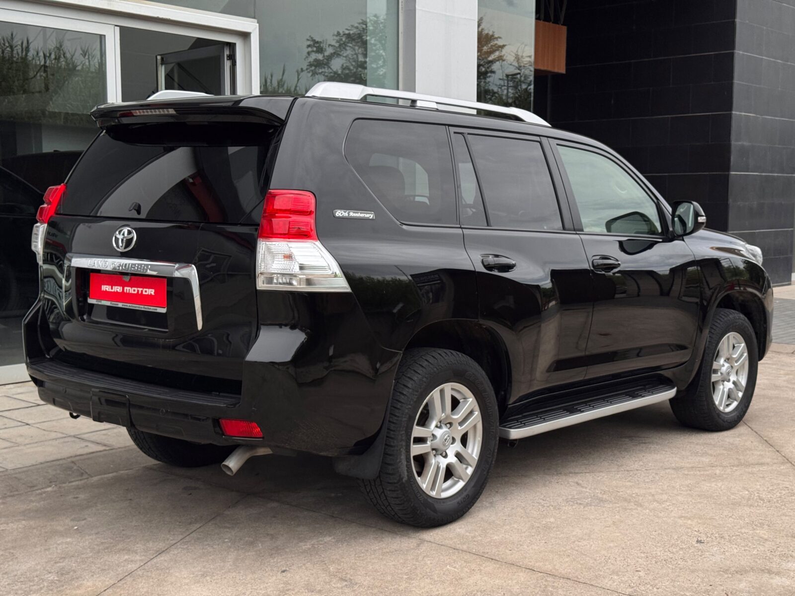TOYOTA Land Cruiser 3.0 D4D LIMITED AUTO