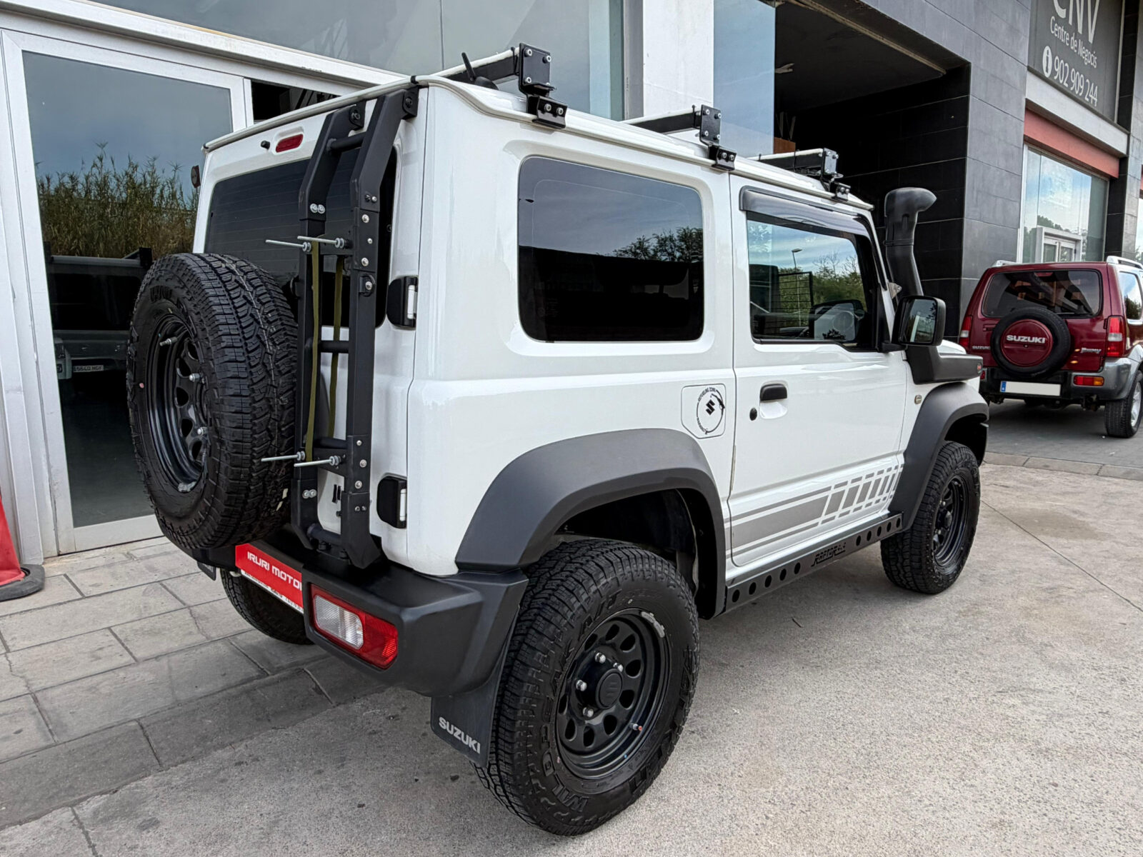 SUZUKI Jimny 1.5 PRO 5MT
