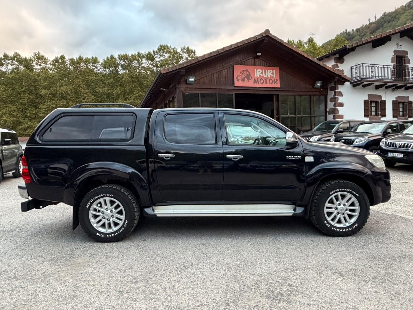 TOYOTA Hilux 3.0 D4D Doble Cabina VX 4x4
