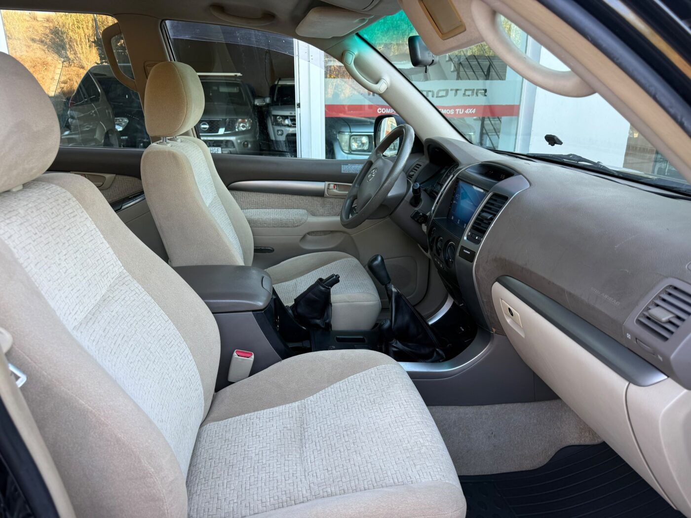 TOYOTA Land Cruiser 3.0 D4D KXR