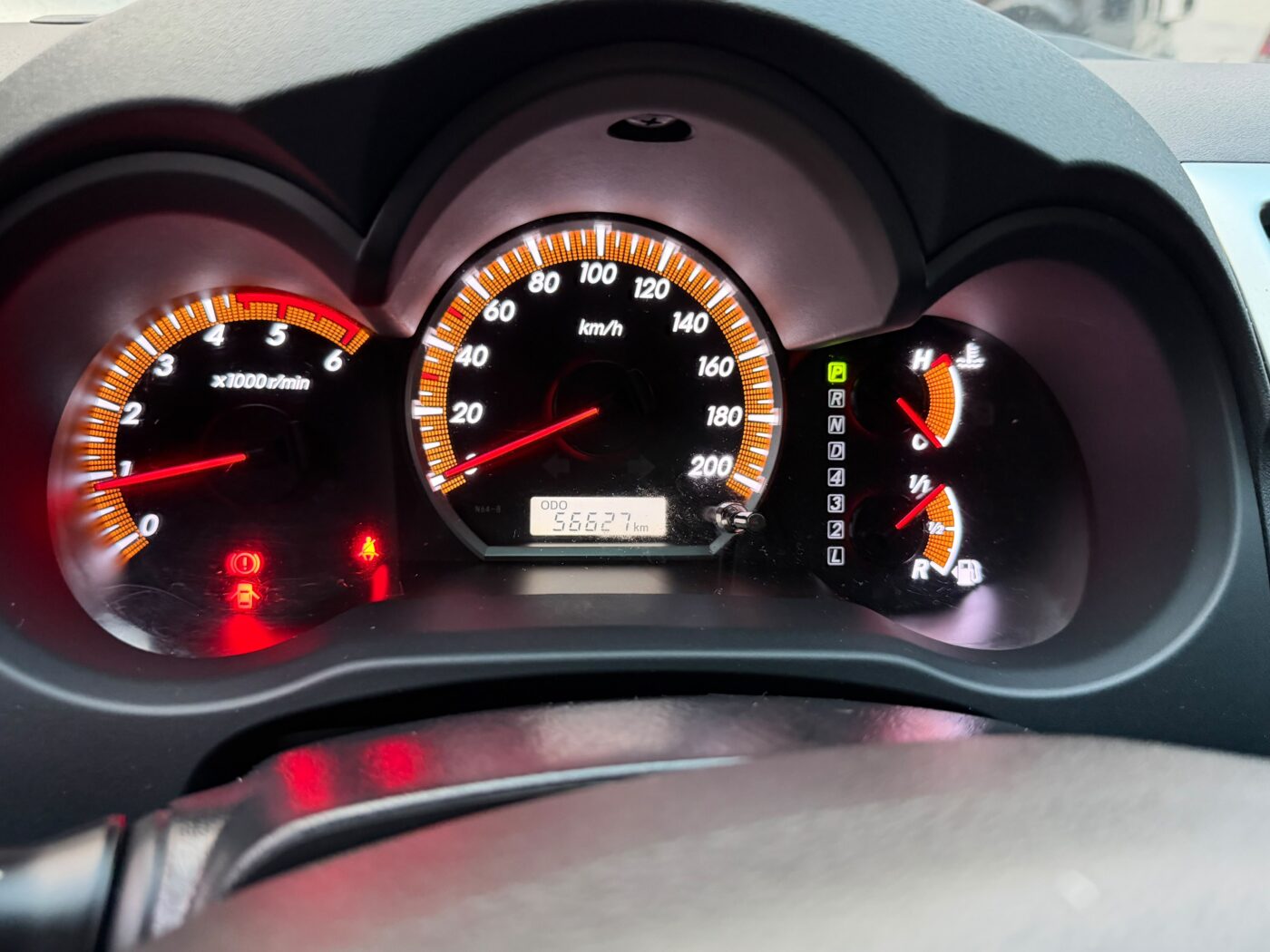 TOYOTA Hilux 3.0 D4D Doble Cabina VX 4x4