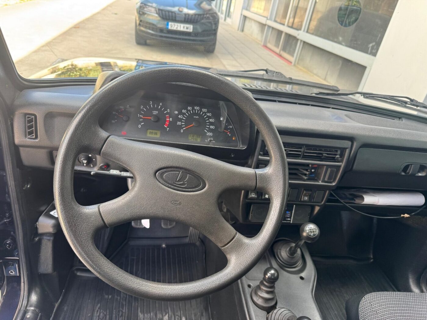 LADA 4X4 1.7L 8v 4X4