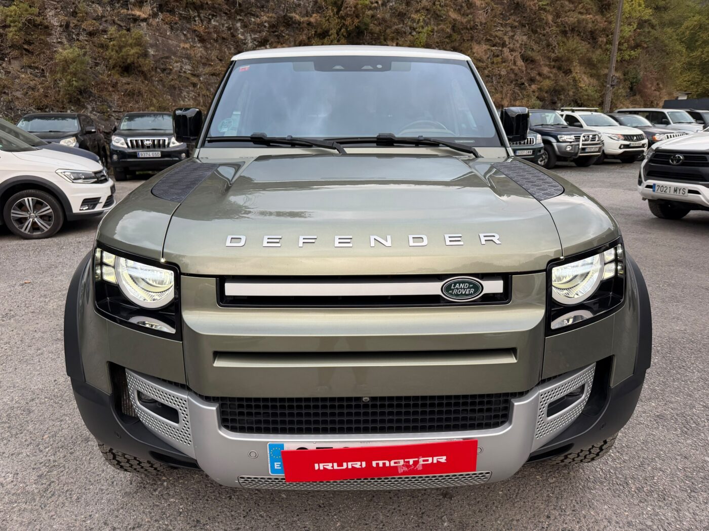 LAND-ROVER Defender 2.0 P300 S 90 Auto 4WD