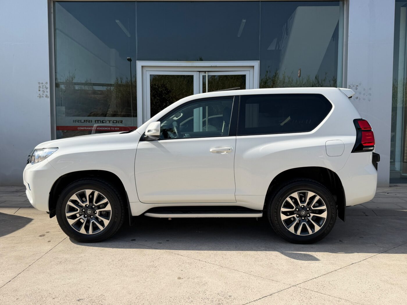 TOYOTA Land Cruiser 2.8 D4D VXL AUTO