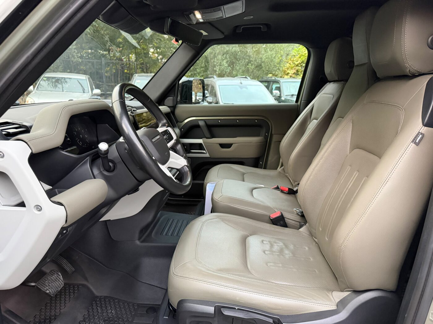 LAND-ROVER Defender 2.0 P300 S 90 Auto 4WD