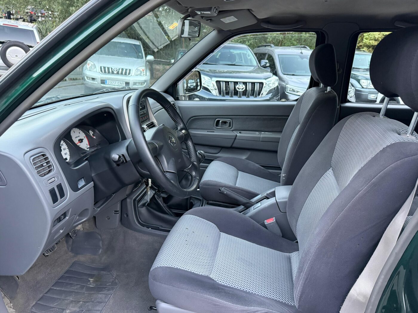 NISSAN Pick-up 4X4 Doble cabina NAVARA audio