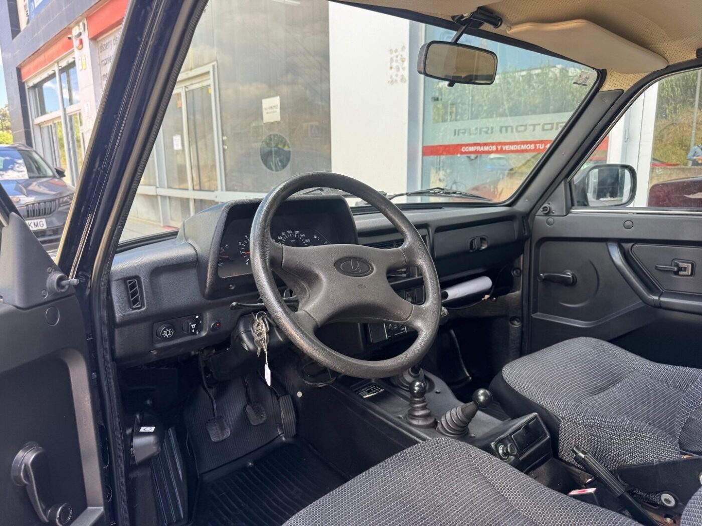 LADA 4X4 1.7L 8v 4X4